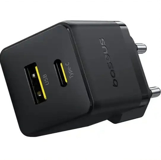 palm-suit-compact-wall-charger-black